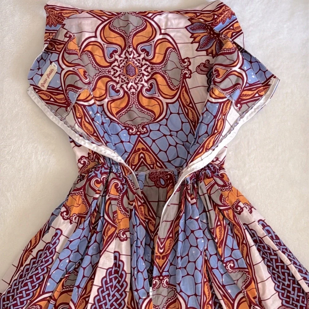 Grass-fields | African Print Sleeveless Full Skirt Mini Dress with Pockets (M) - Picture 15 of 16